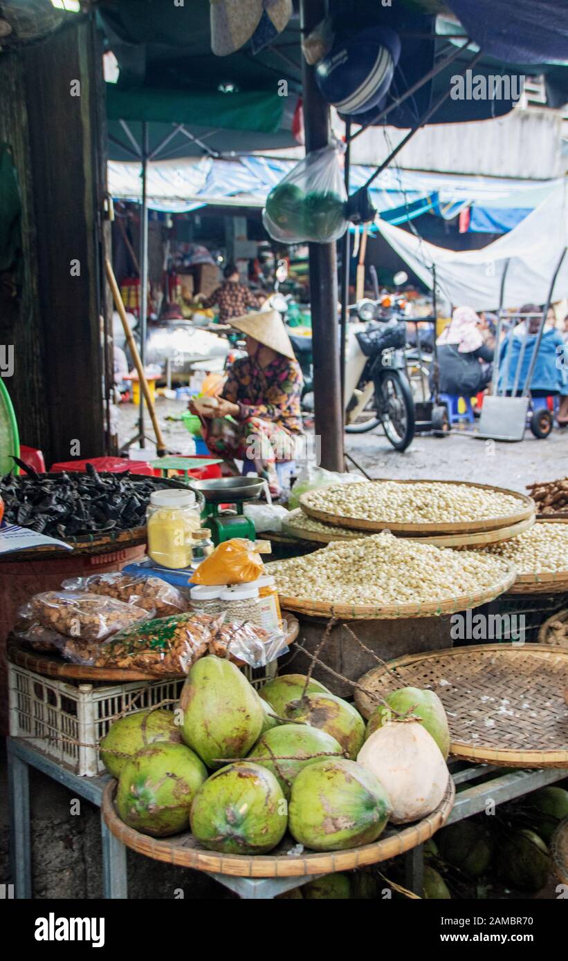 A Hue - Vietnam - L'agosto 2019 - mercato di Dong Ba, il mercato più antico della città di Hue Foto Stock