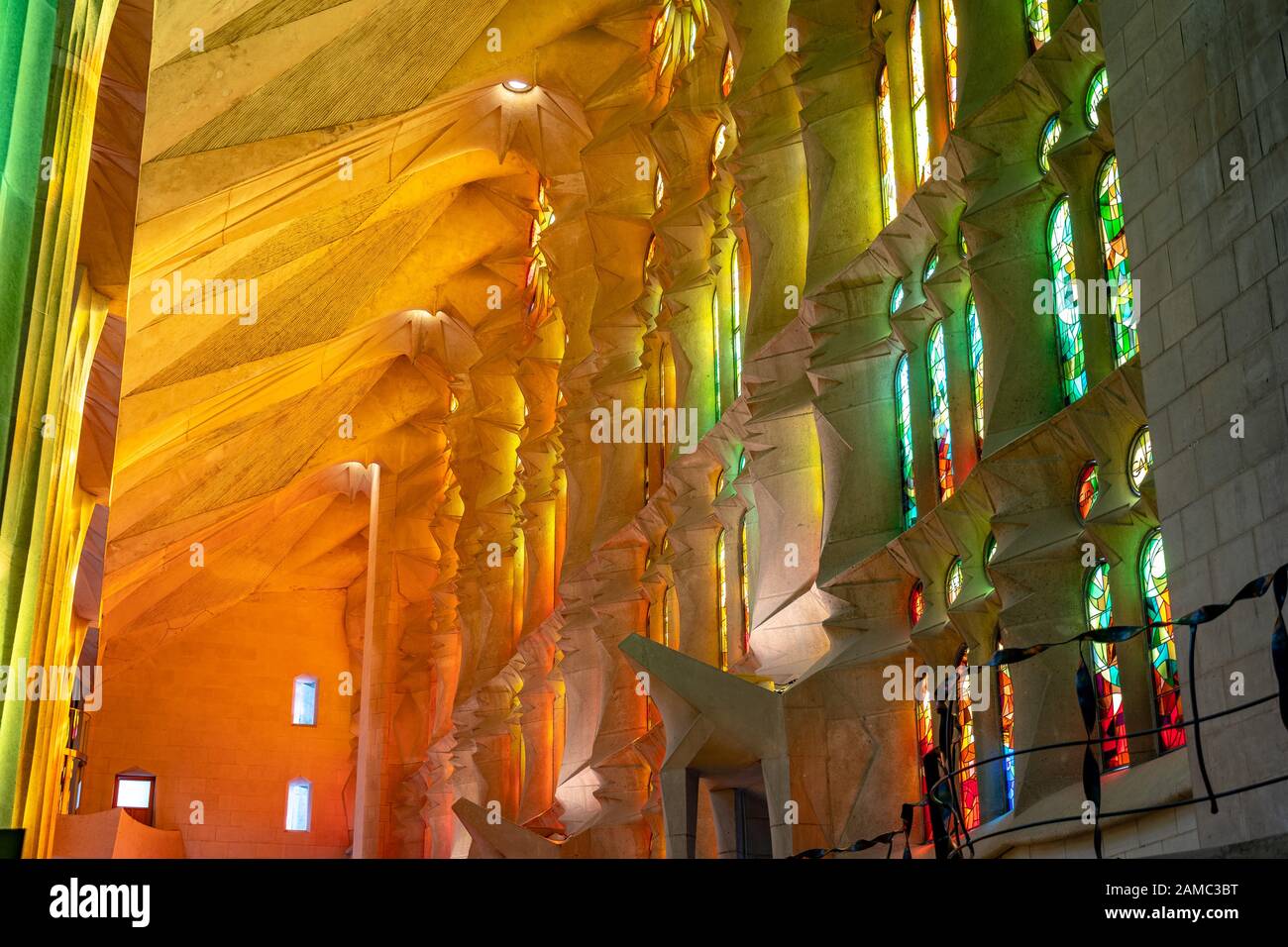 Barcellona, Spagna - interno della basilica della Sagrada Familia Foto Stock