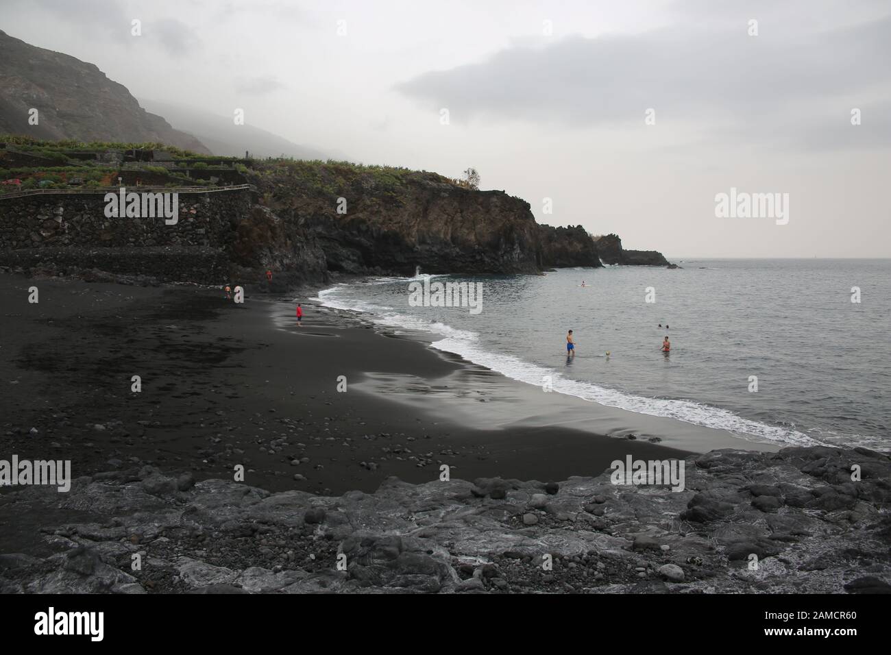 Schwarzer Sand am Playa de Charco verde, Los Llanos de Aridane, La Palma, Kanarische isole, Spanien Foto Stock