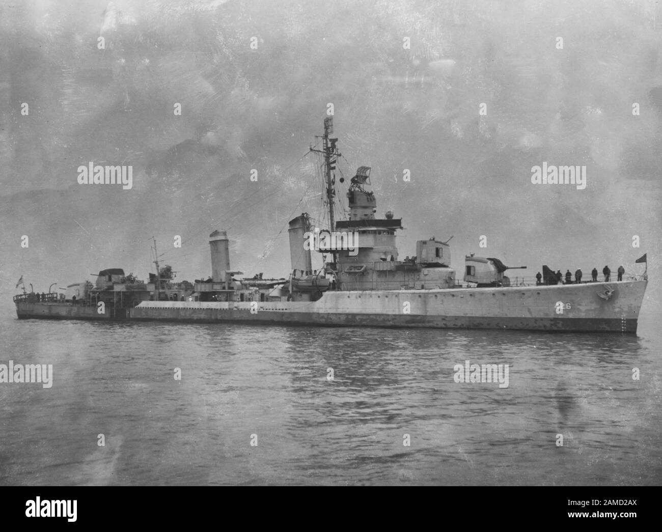 USS Lansdale (DD-426) al largo di New York nell'ottobre 1943 - American Destroyer Foto Stock
