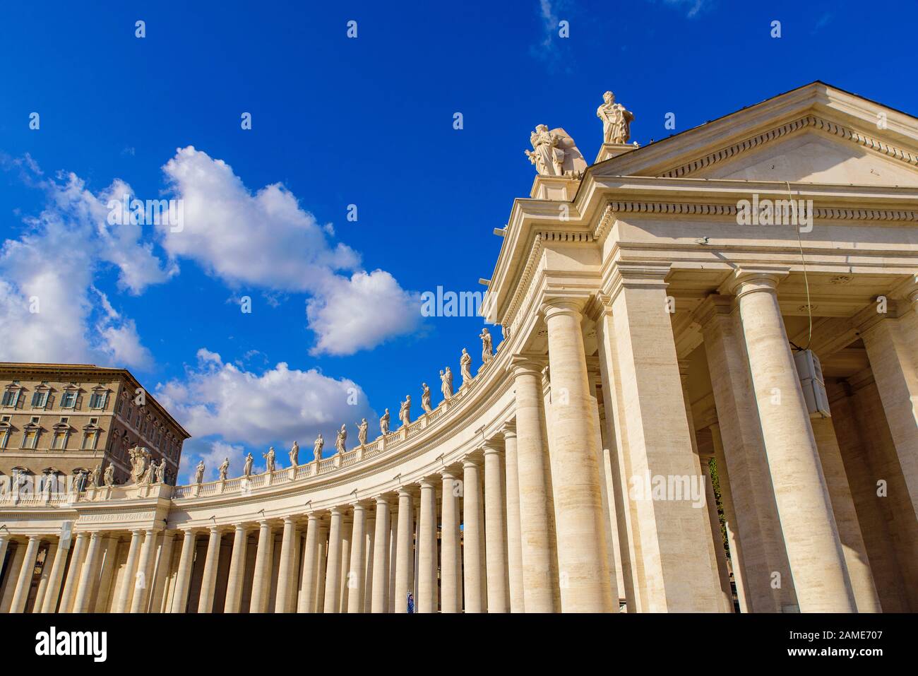 Colonnati in Piazza San Pietro nella Città del Vaticano Foto Stock