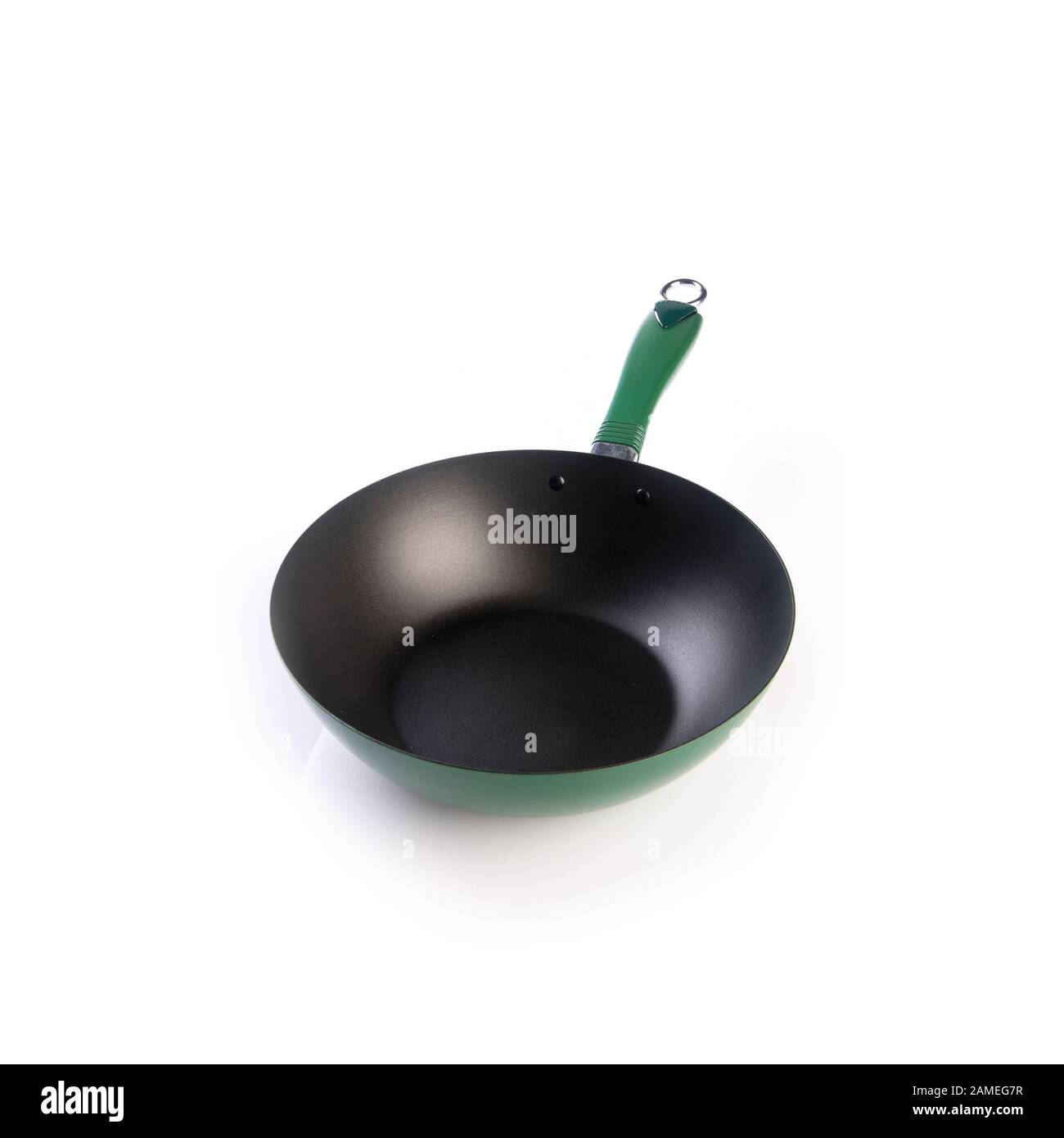 padella o padella in metallo su uno sfondo nuovo Foto Stock