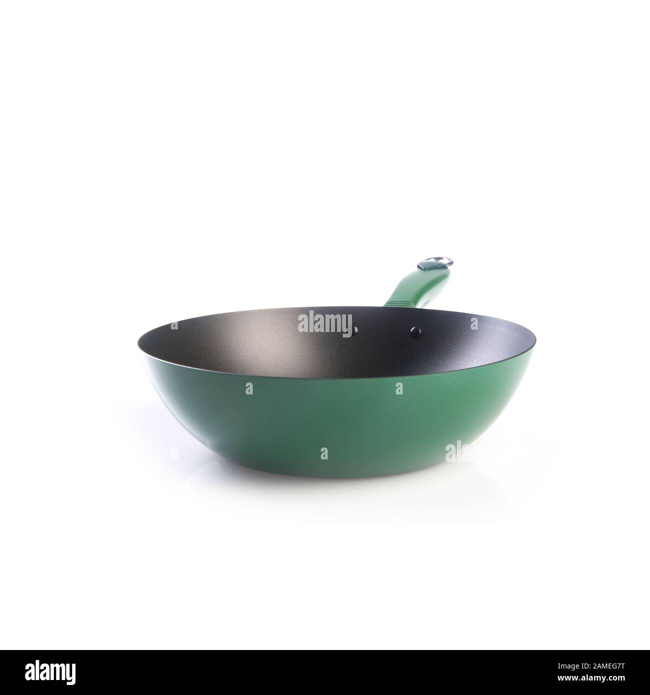 padella o padella in metallo su uno sfondo nuovo Foto Stock