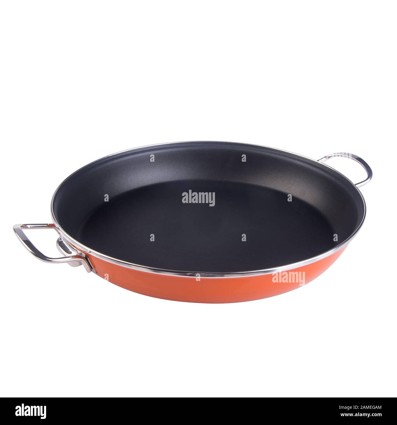padella o padella in metallo su uno sfondo nuovo Foto Stock