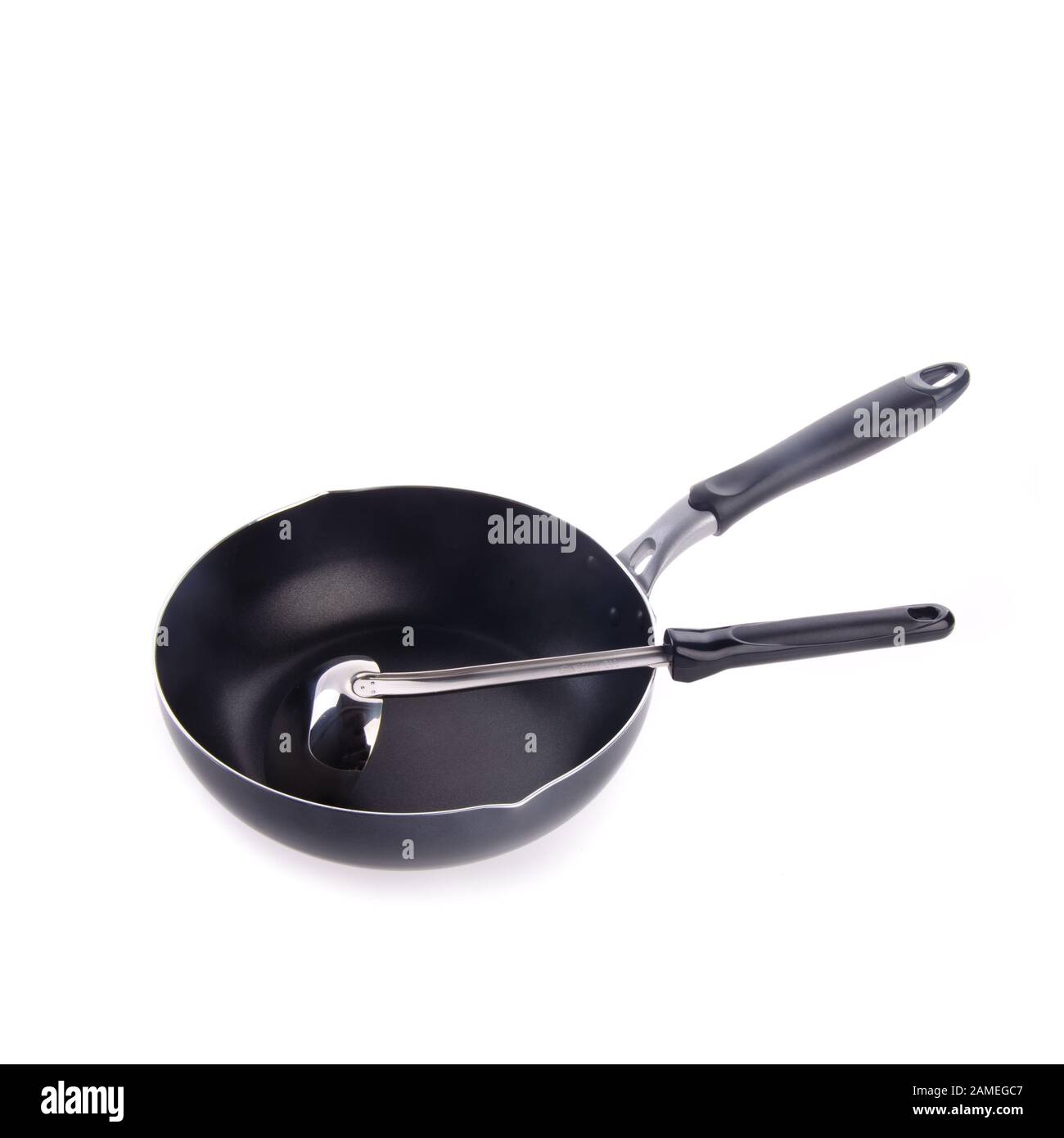 padella o padella in metallo su uno sfondo nuovo Foto Stock