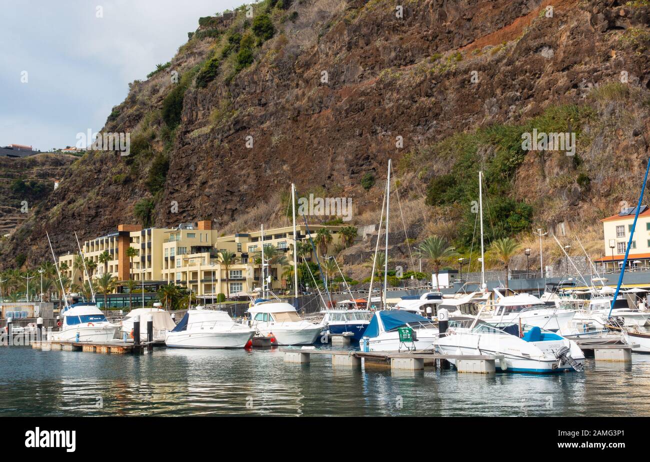 Spiaggia Calheta e Marina, Madeira, Portogallo Foto Stock