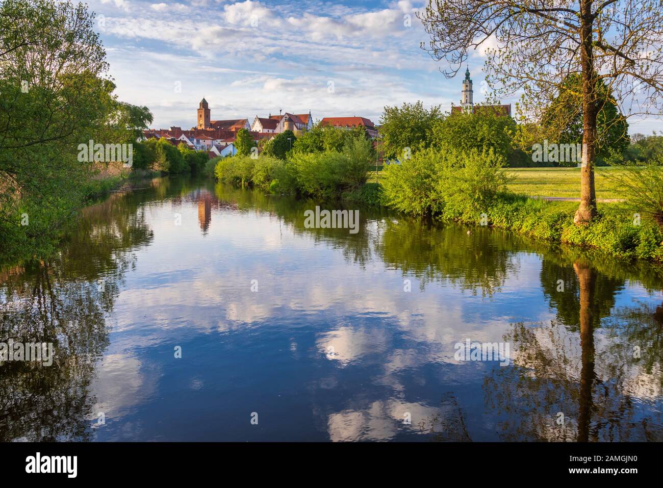 Il fiume Wornitz al mattino, Donauworth, Swabia, Baviera, Germania Foto Stock