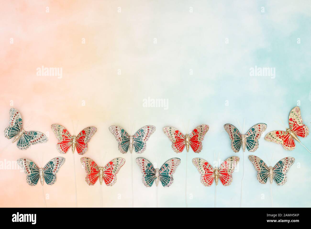 San Valentino romantico cuori su sfondo rosa Foto Stock