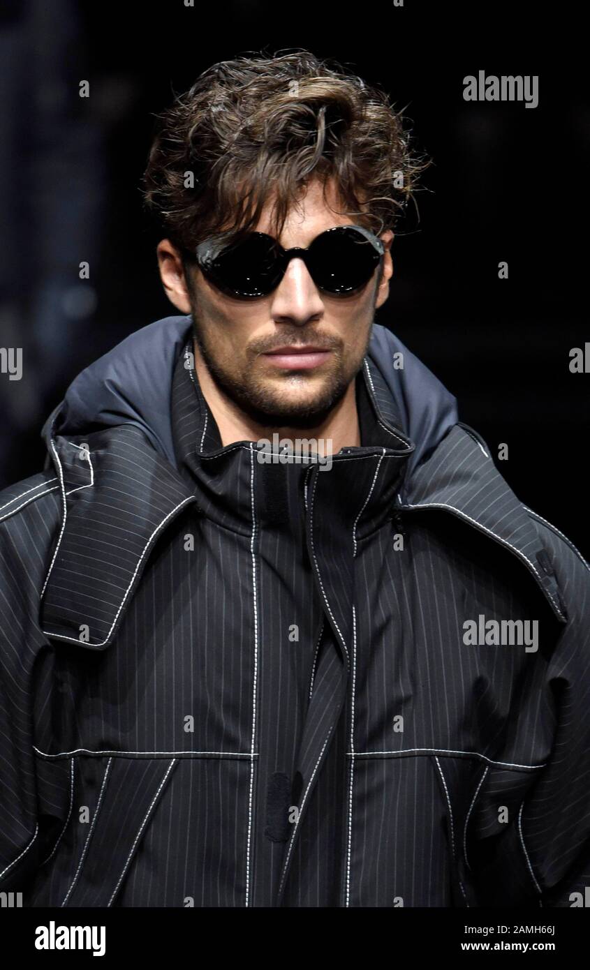 Milano, Italia. 13th Gen 2020. Milano, Italia. 13th Gen 2020. Milano Fashion Week, Man Fall Winter 2020/2021. Milano Moda Uomo Autunno Inverno 2020/21. Credit: Independent Photo Agency Srl/Alamy Live News Credit: Independent Photo Agency Srl/Alamy Live News Foto Stock