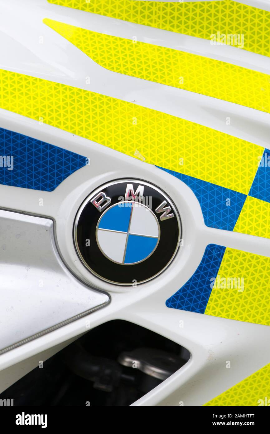 Un primo piano di branding su una BMW di polizia moto. Foto Stock