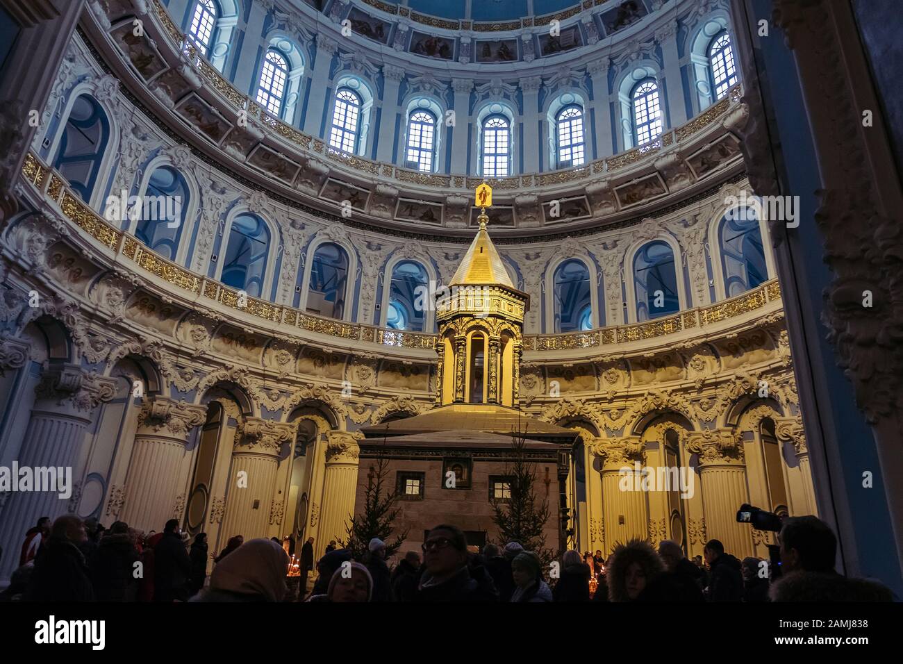 ISTRA, Russia - 02 GEN 2020: all'interno della Cattedrale di risurrezione nella Nuova Gerusalemme monastero. Foto Stock