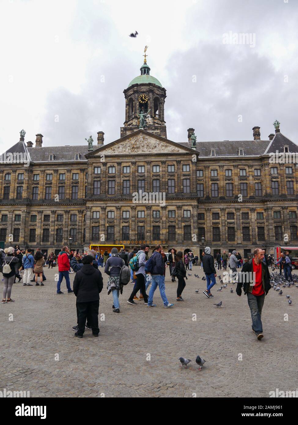 Il Palazzo reale di Amsterdam in piazza Dam ad Amsterdam, Paesi Bassi Foto Stock
