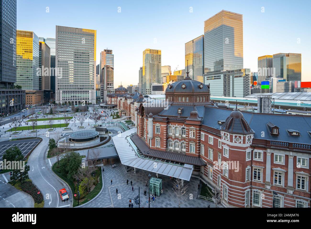 Tokyo Cityscape con vista della stazione di Tokyo in Giappone. Foto Stock