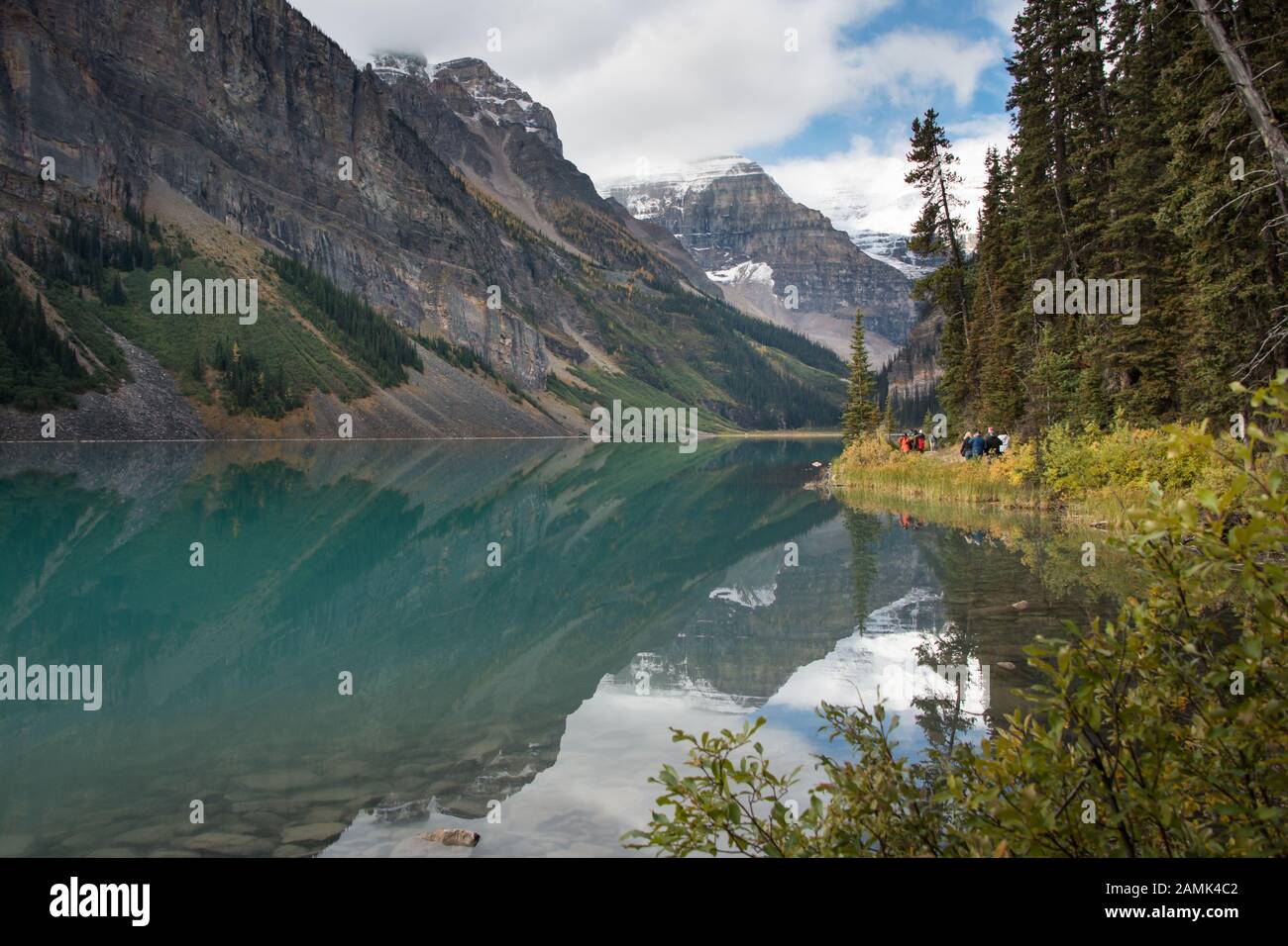 Escursioni sulla piana dei sei ghiacciai dal Lago Louise nel Parco Nazionale di Banff, Montagne Rocciose Canadesi Foto Stock