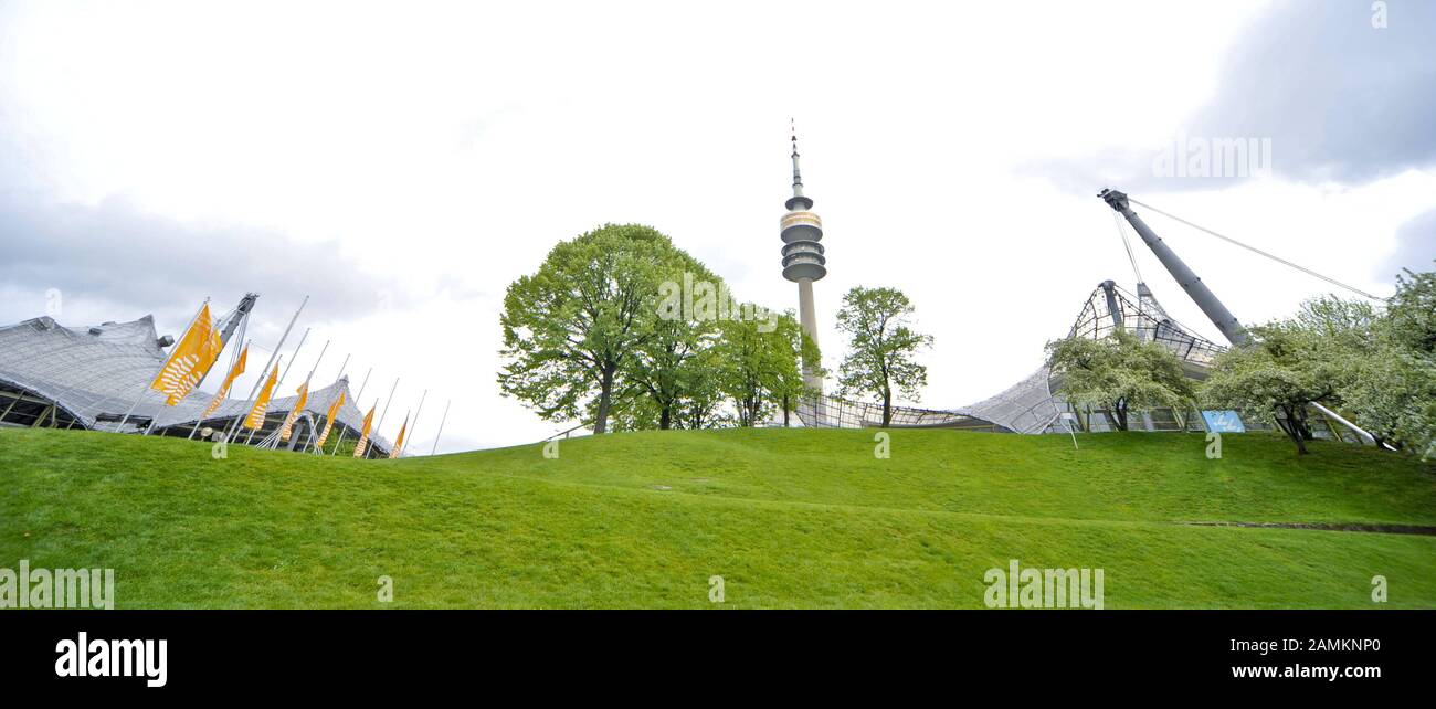 Il Parco Olimpico di Monaco, uno dei luoghi per il Kirchentag Ecumenico 2nd. [traduzione automatizzata] Foto Stock
