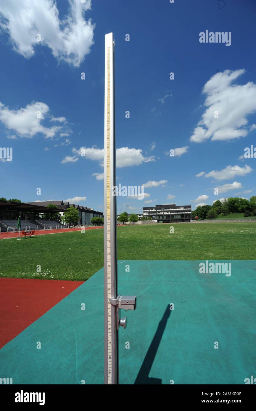 Impianto di salto in alto nel campus universitario centrale del TUM, nel Parco Olimpico di Monaco. [traduzione automatizzata] Foto Stock