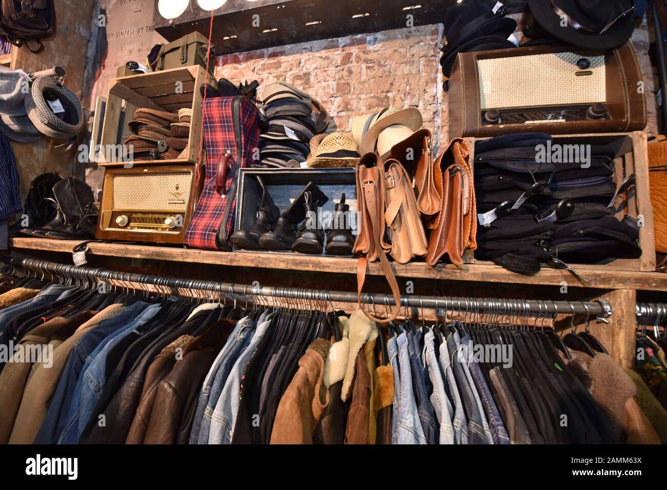 Abbigliamento store a peso