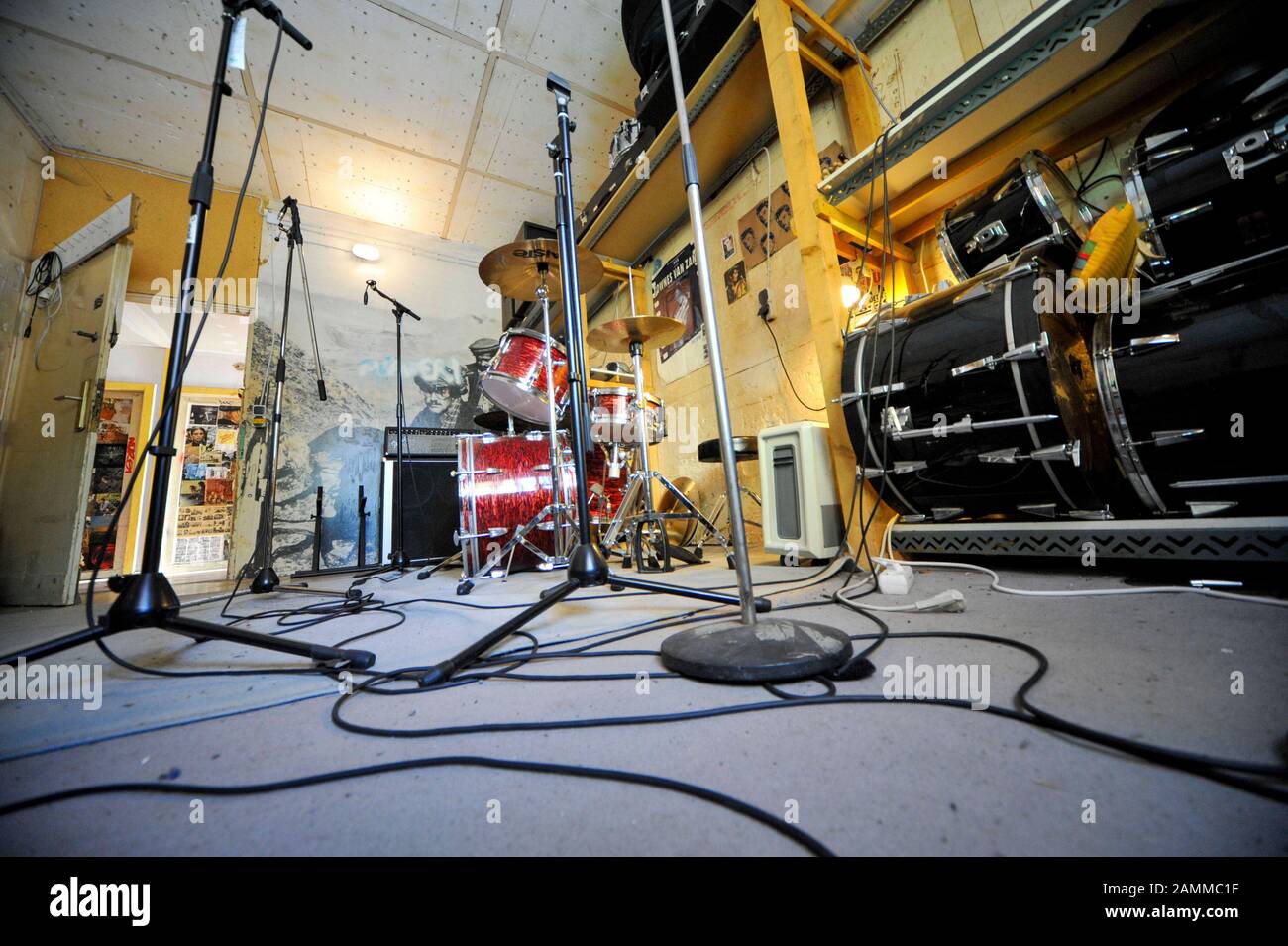 Sala pratica di una band musicale a Monaco. [traduzione automatizzata] Foto Stock