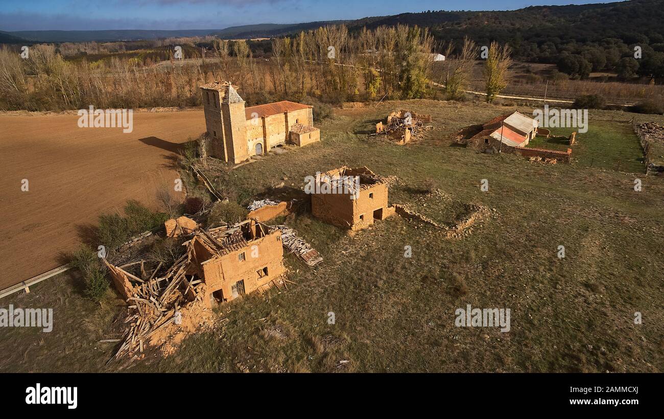 Baniel villaggio abbandonato vicino a Almazan nella provincia di Soria, Spagna Foto Stock