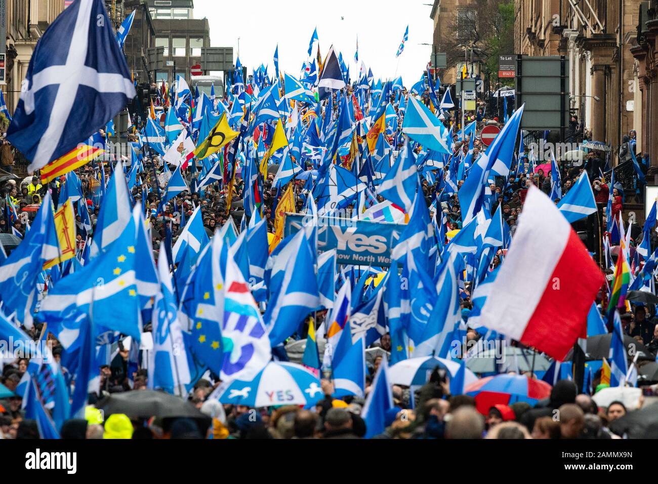 La protesta scozzese per l'indipendenza marzo Glasgow, Scozia Foto Stock
