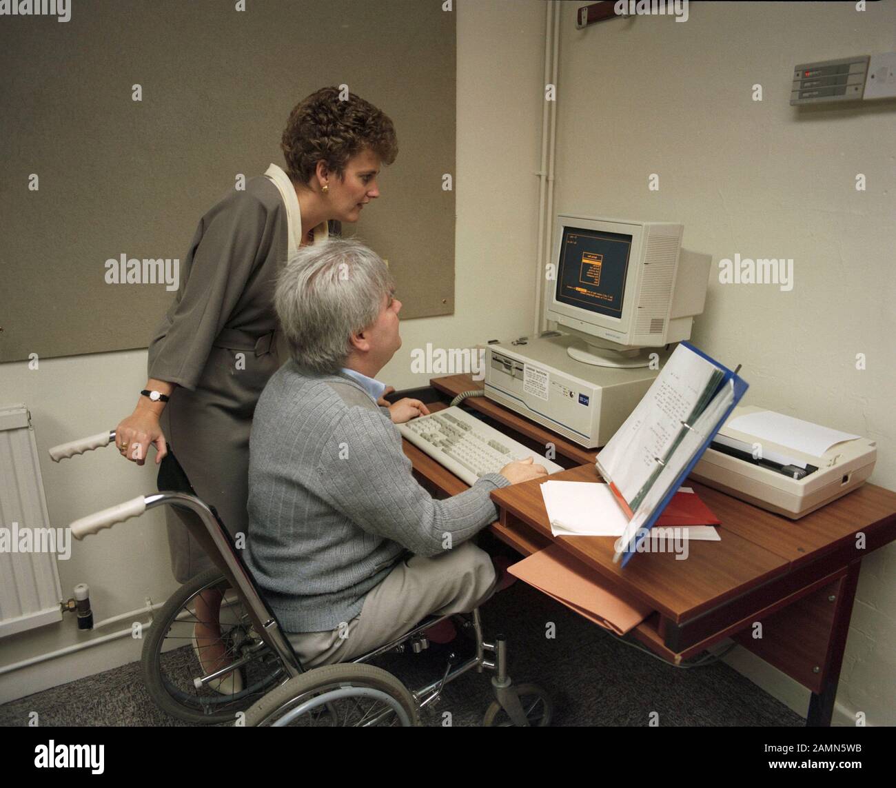 Formazione presso un centro di autorità locale a South Elmsall, Wakefield, West Yorkshire, Northern England, UK, nel 1989 Foto Stock