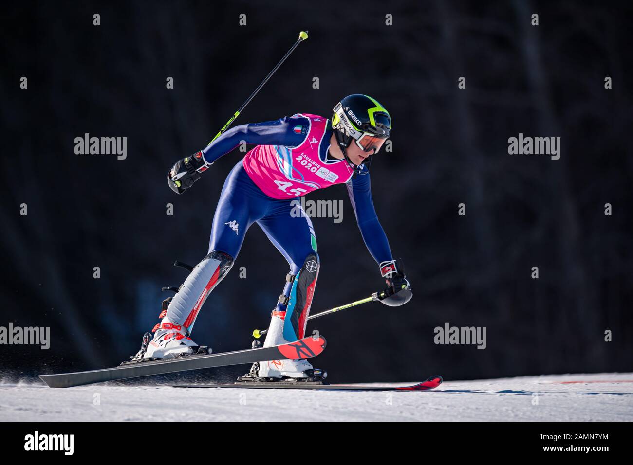 LOSANNA, SVIZZERA. 14th, gennaio 2020. "ILLARIUZZI Gian Maria (ITA) compete nello sci alpino Slalom Run 1 maschile durante i Giochi Olimpici Giovanili di Losanna 2020 presso il Centro Alpino Les Diablerets martedì 14 gennaio 2020. LOSANNA, SVIZZERA. Credito: Taka G Wu/Alamy Live News Foto Stock
