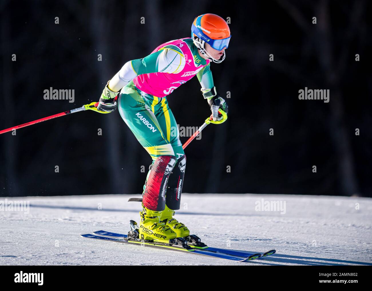 LOSANNA, SVIZZERA. 14th, gennaio 2020. STEGGALL Joey (AUS) compete nello sci alpino Slalom Run 1 maschile durante i Giochi Olimpici Giovanile di Losanna 2020 presso il Centro Alpino Les Diablerets martedì 14 gennaio 2020. LOSANNA, SVIZZERA. Credito: Taka G Wu/Alamy Live News Foto Stock
