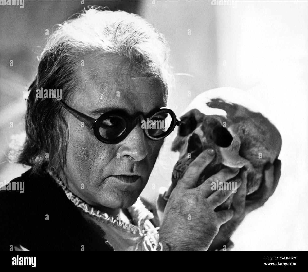 RICHARD BURTON, DOTTORE FAUSTUS, 1967 Foto Stock