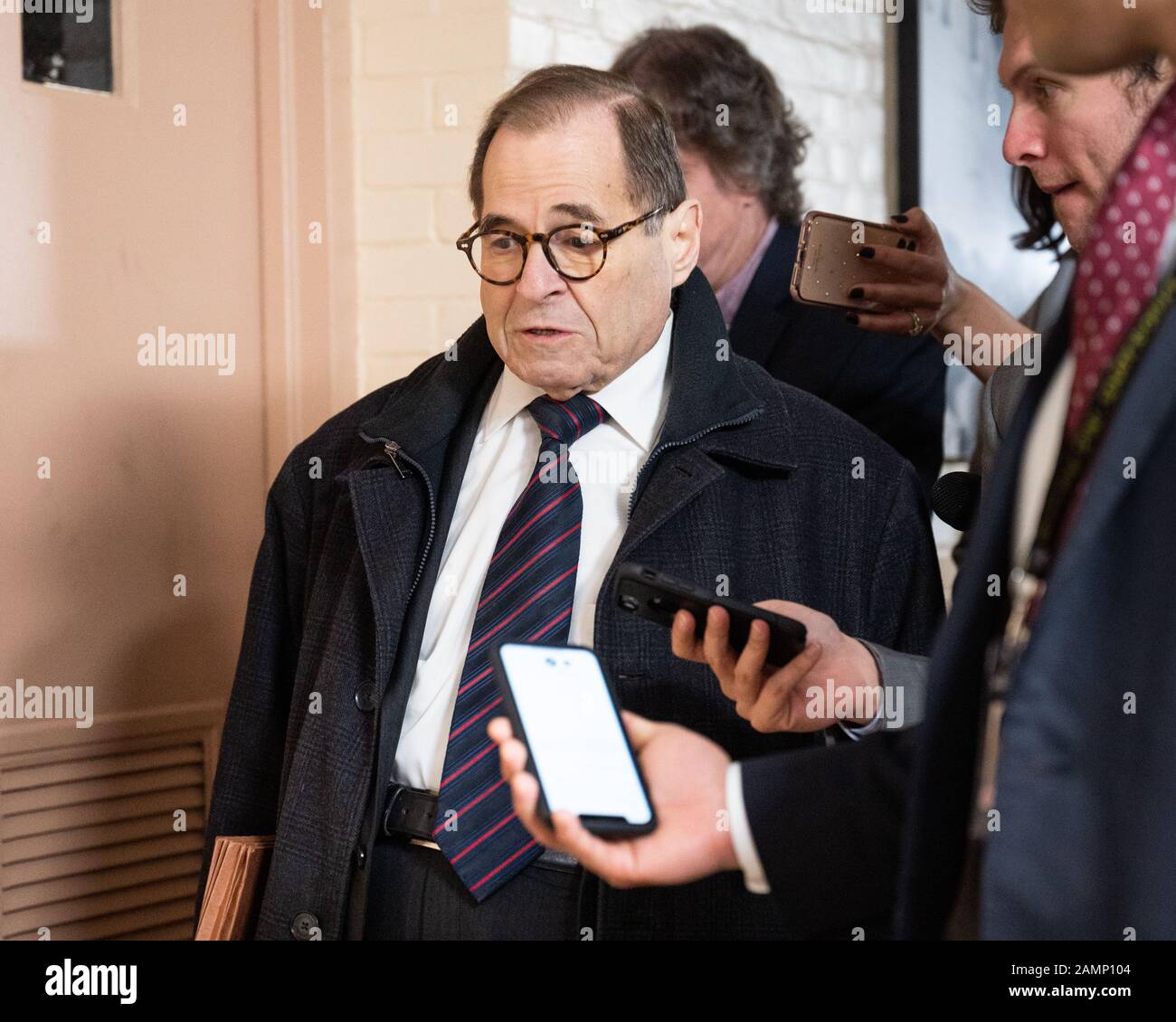 Rappresentante degli Stati Uniti, Jerrold Nadler (D-NY) entrando in una riunione della Democratic House Caucus. Foto Stock