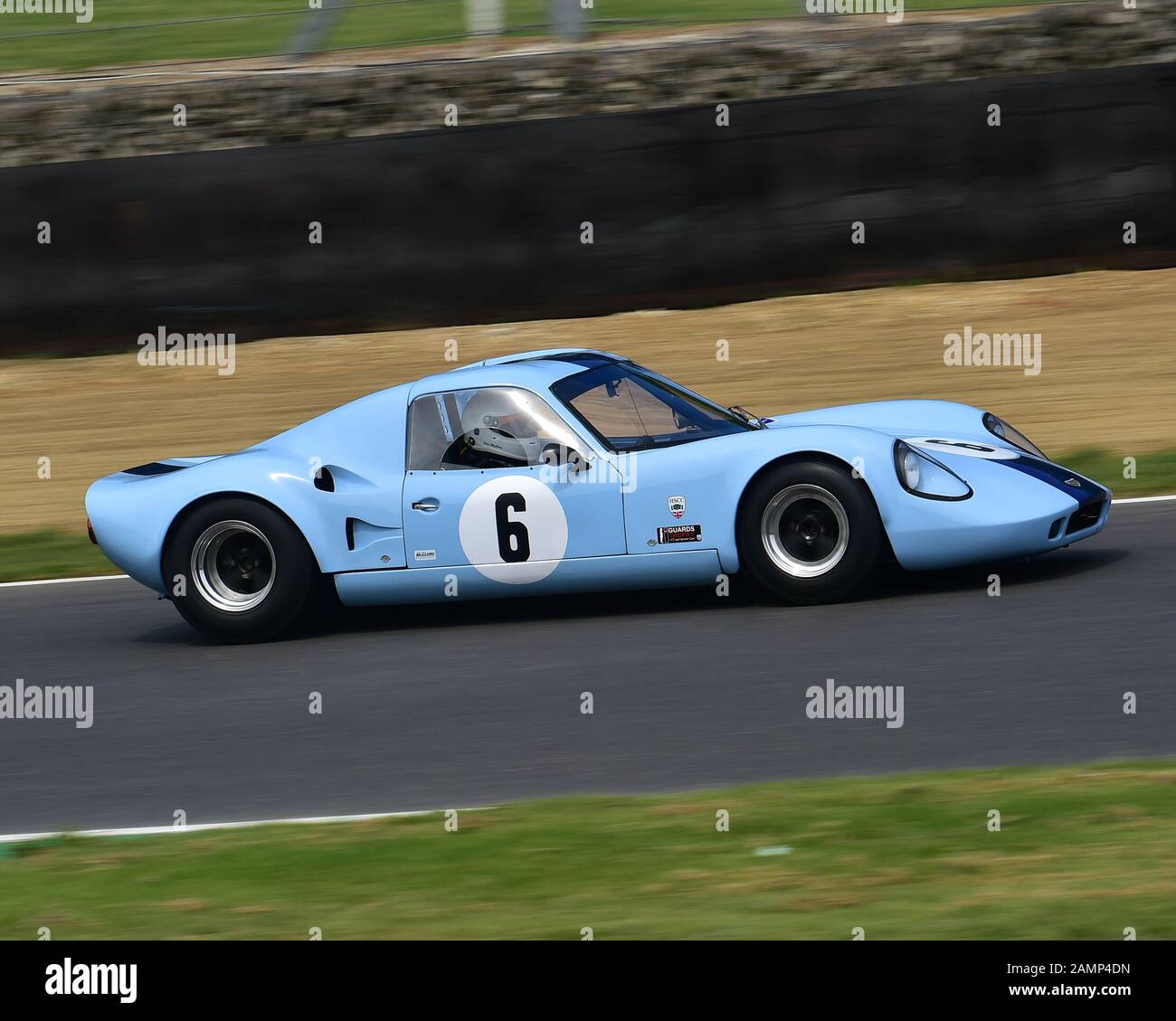 Nick Thompson, Sean McClurg, Chevron B6, Guards Trophy, HSCC Legends of Brands Hatch Super Prix, giugno 2019, Autosport, Brands Hatch, vetture, classe Foto Stock
