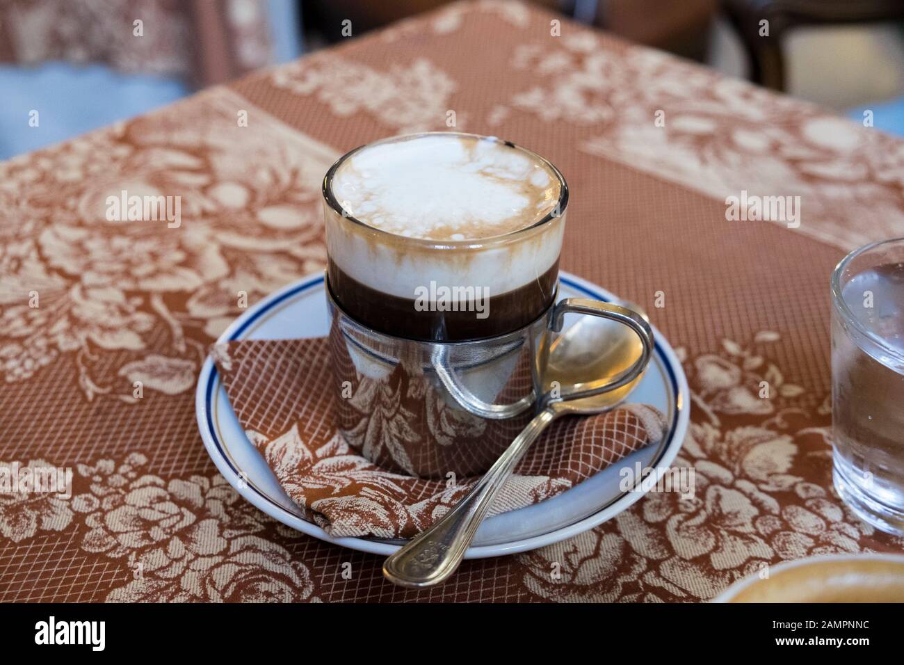 Bicerin coffee immagini e fotografie stock ad alta risoluzione - Alamy