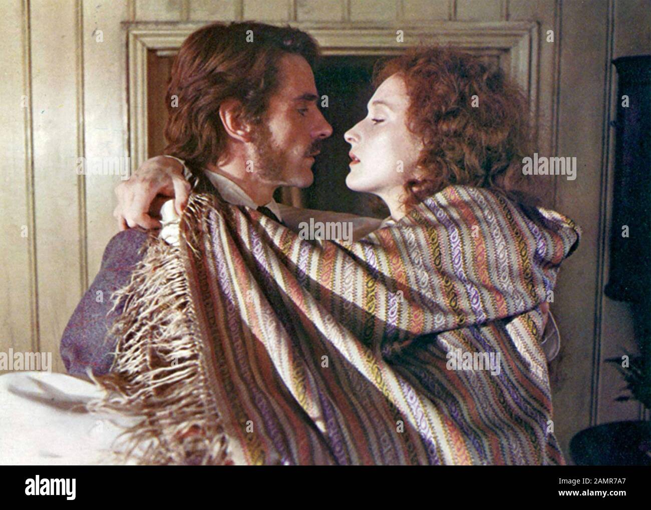 LA DONNA DEL TENENTE FRANCESE 1981 unì il film degli artisti con Meryl Streep e Jeremy Iron Foto Stock