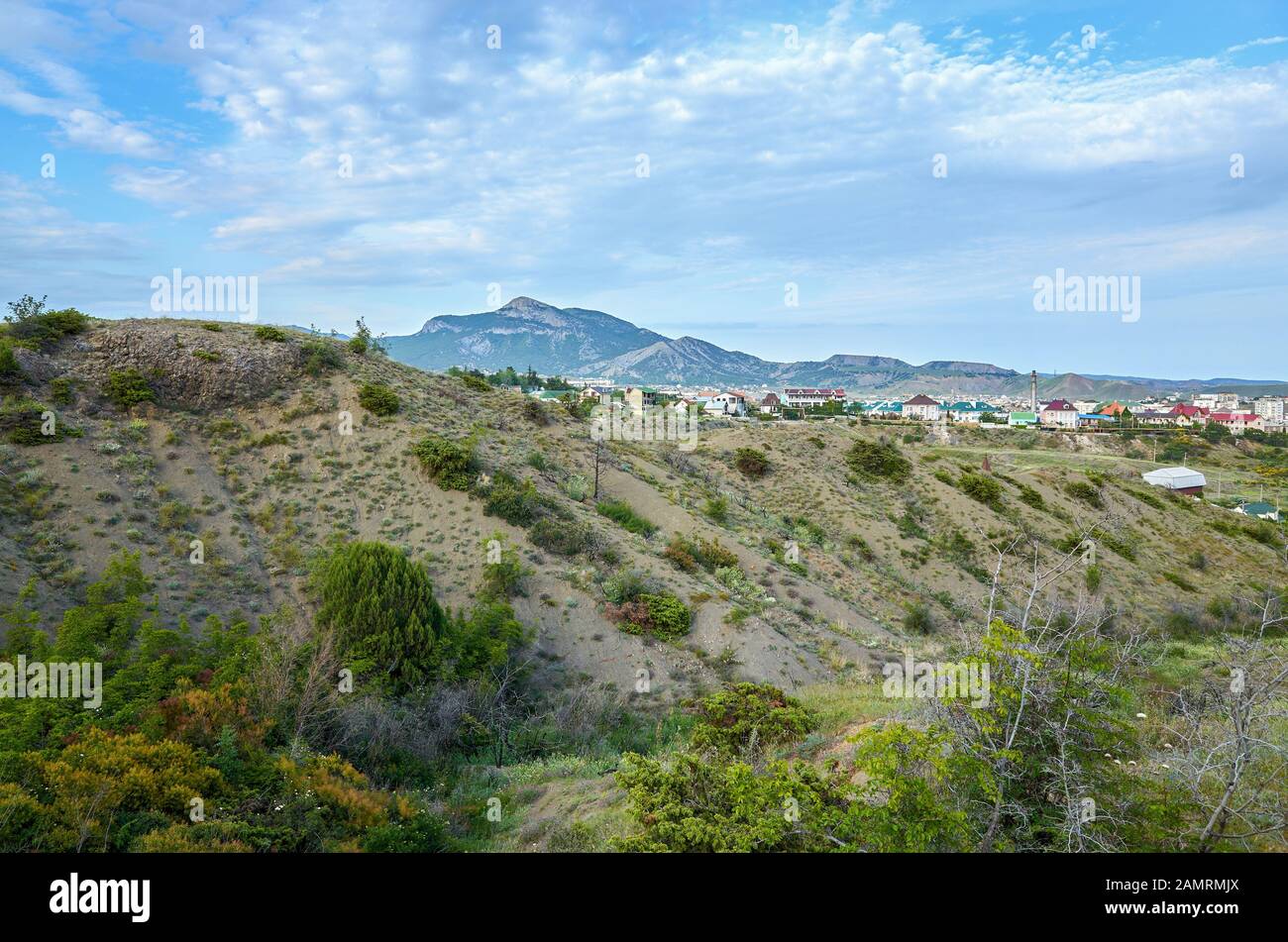 Area montagnosa con vegetazione, Sudak District, Repubblica di Crimea Foto Stock