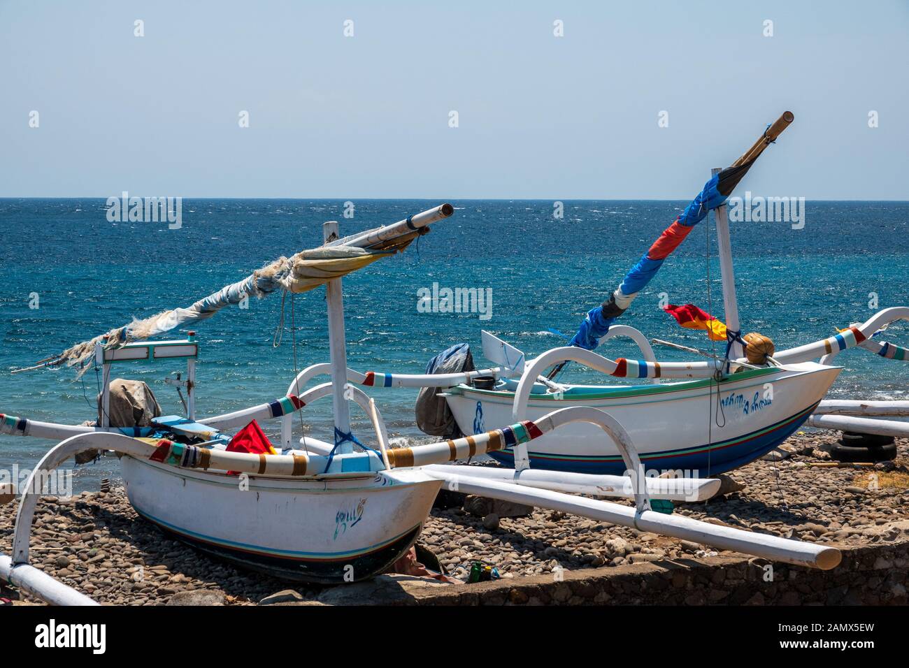 Barche da pesca sulla riva Foto Stock