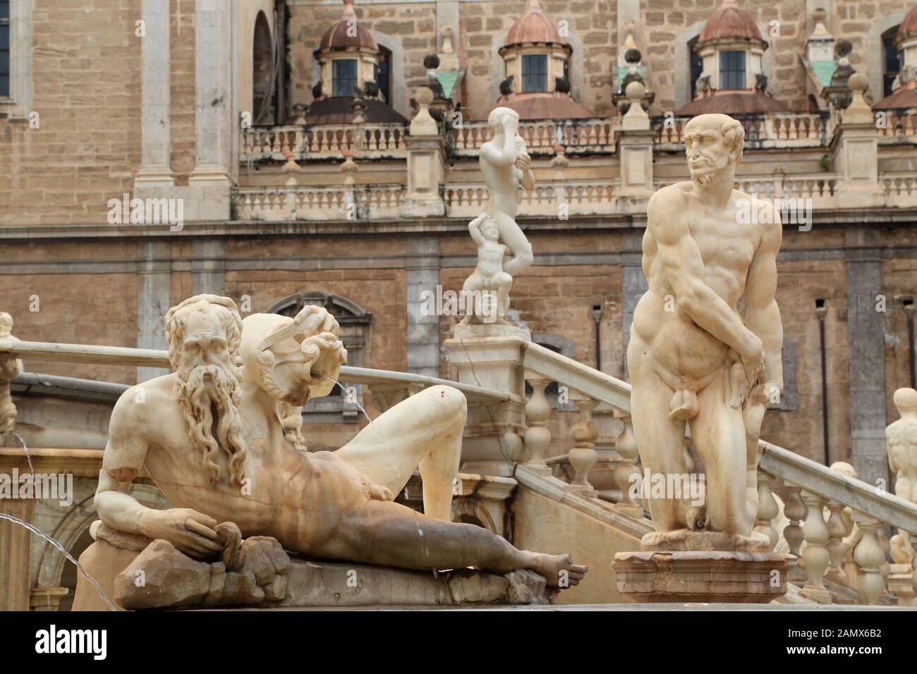 Palermo Fontana Pretoria Foto Stock