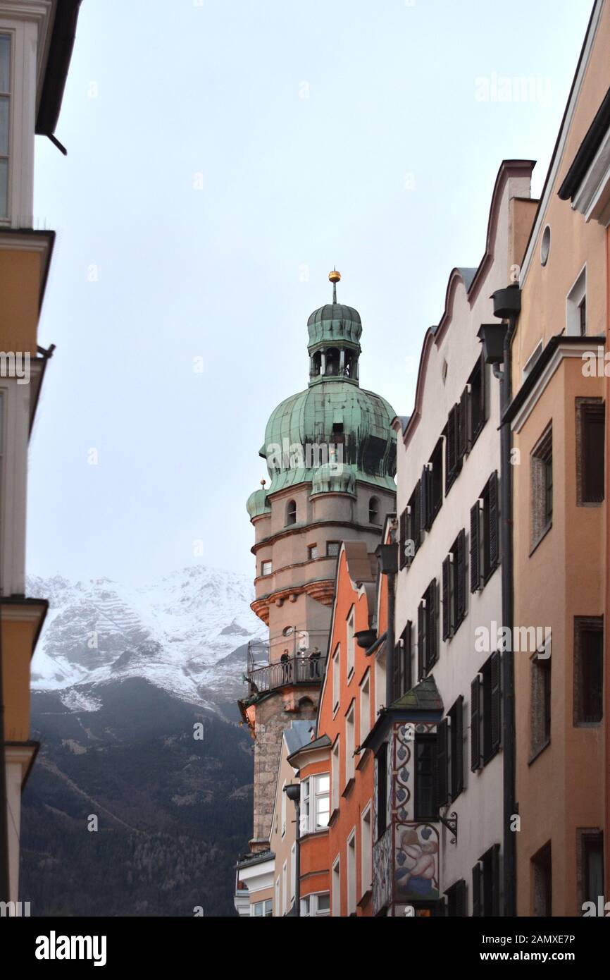 Innsbruck con decorazioni natalizie, nel dicembre 2018 Foto Stock