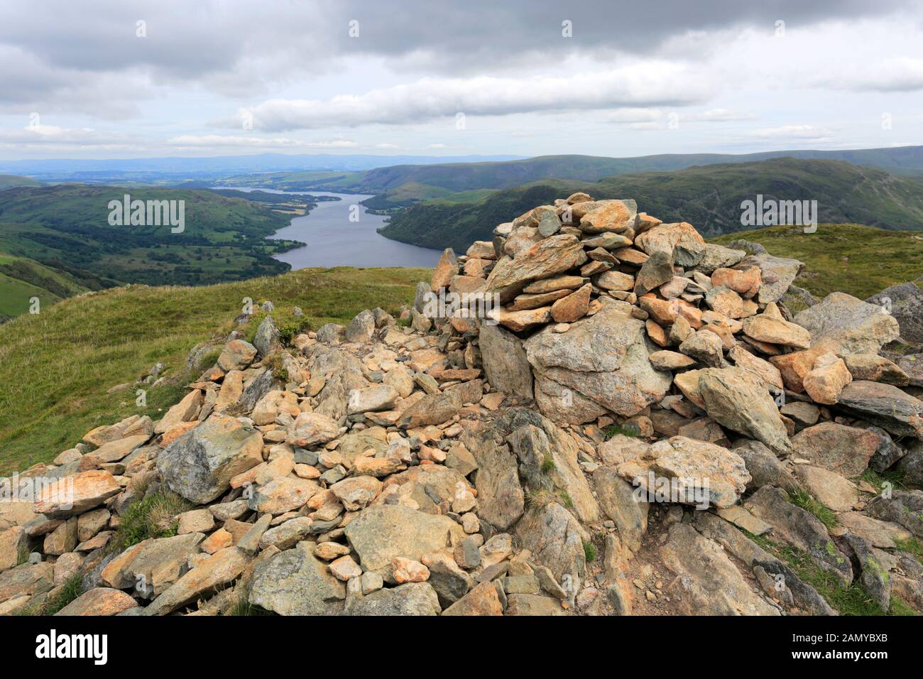 Vista di Sheffield Pike Fell, Glenridding, Lake District National Park, Cumbria, Inghilterra, Regno Unito Sheffield Pike Fell è uno dei 214 Wainwright Bells. Foto Stock