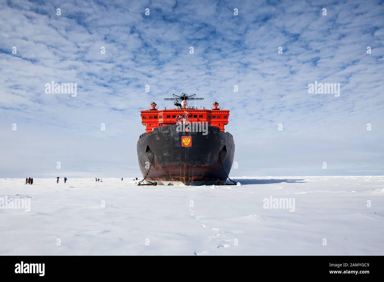 50 anni di vittoria (Icebreaker russo) sul ghiaccio al Polo Nord geografico Foto Stock