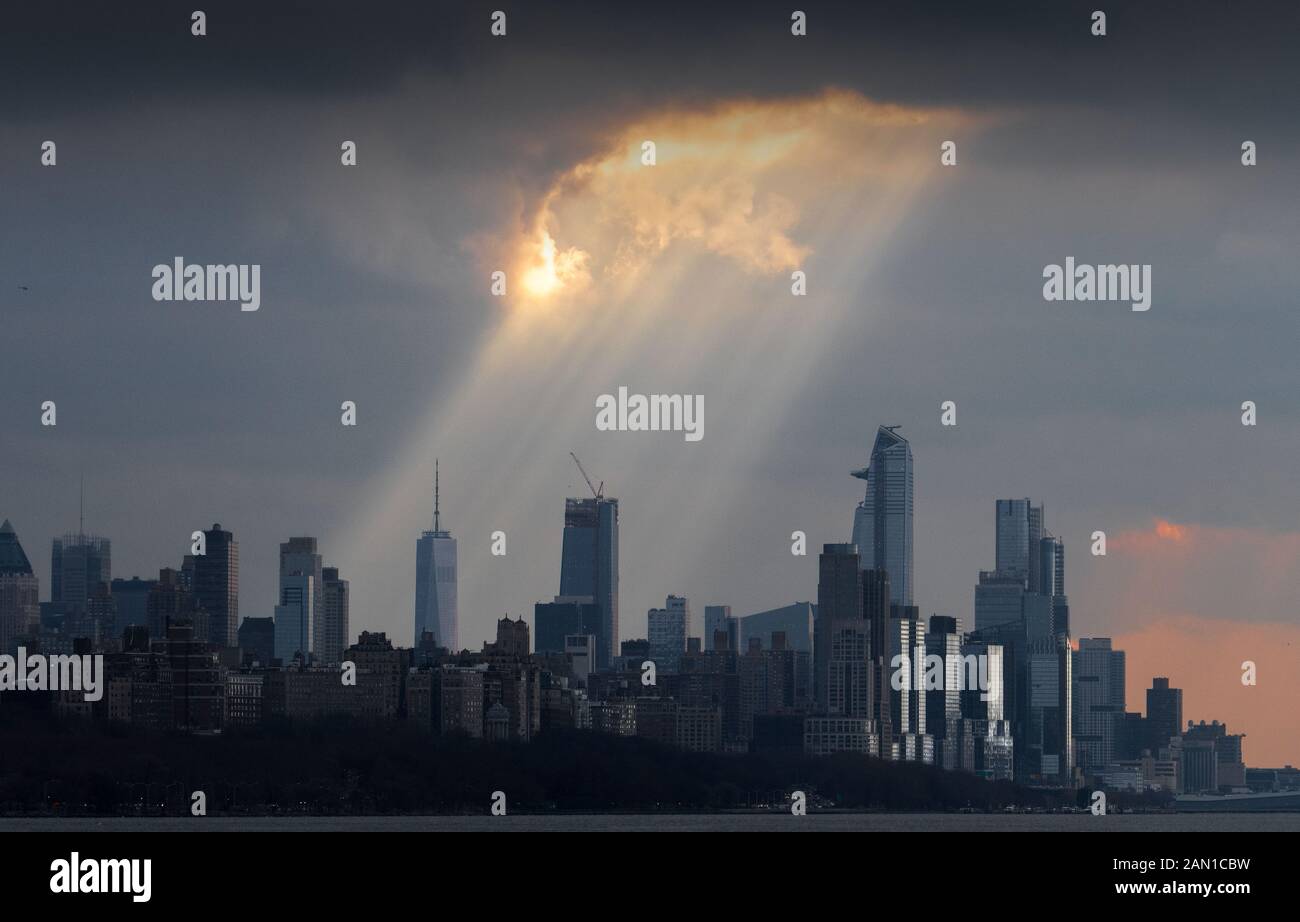Lo splendido skyline di Midtown e Lower Manhattan Island, New York City, Stati Uniti d'America 2018. Foto Stock