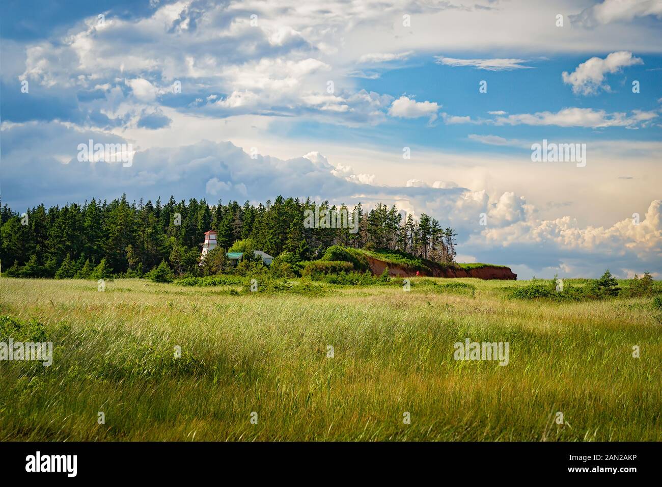 Faro lungo la riva del principe rurale Edward Island, Canada. Foto Stock