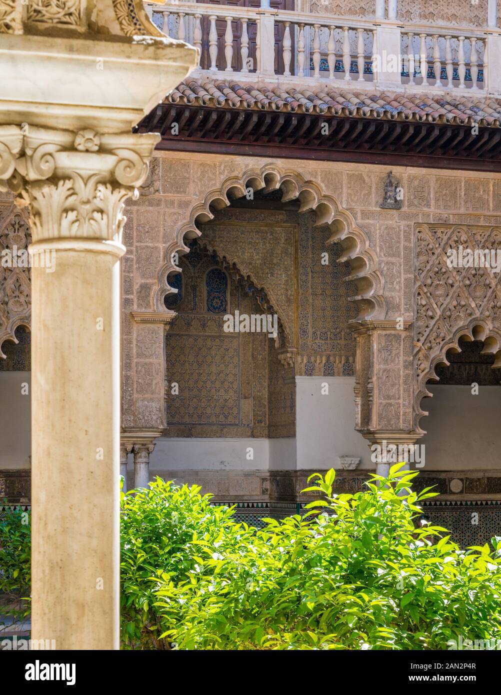 Dettaglio dal 'patio de las Doncellas' nei Royal Alcazars di Siviglia, Andalusia, Spagna. Foto Stock
