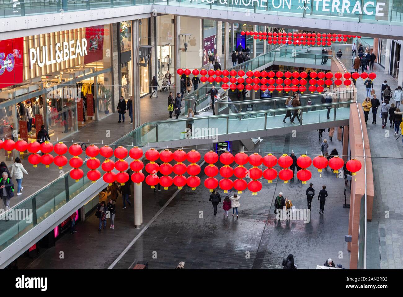 Lanterna display per Capodanno Cinese, Liverpool One shopping centre Foto Stock
