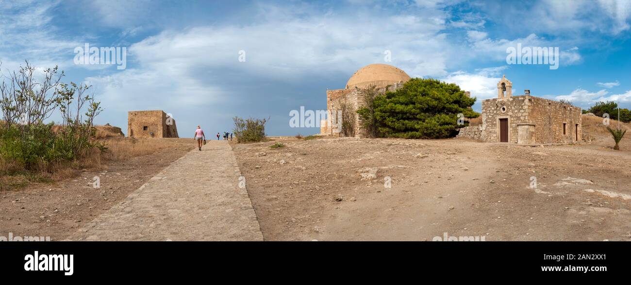 Fortezza Di Rethymno Moschea Sultan Ibrahim Khan, Palazzo Vescovile E Magazzino Delle Polveri Foto Stock