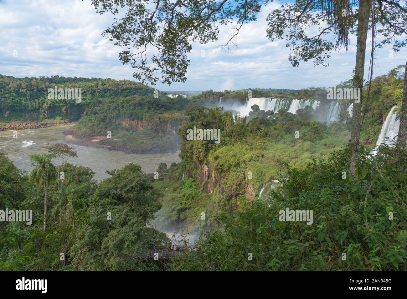 Circuito superiore, Cataratas del Iguazú o Cascate di Iguassù, Parco Nazionale Iguzú, Patrimonio Naturale UNESCO, Provincia Misiones, Argentina, America Latina Foto Stock