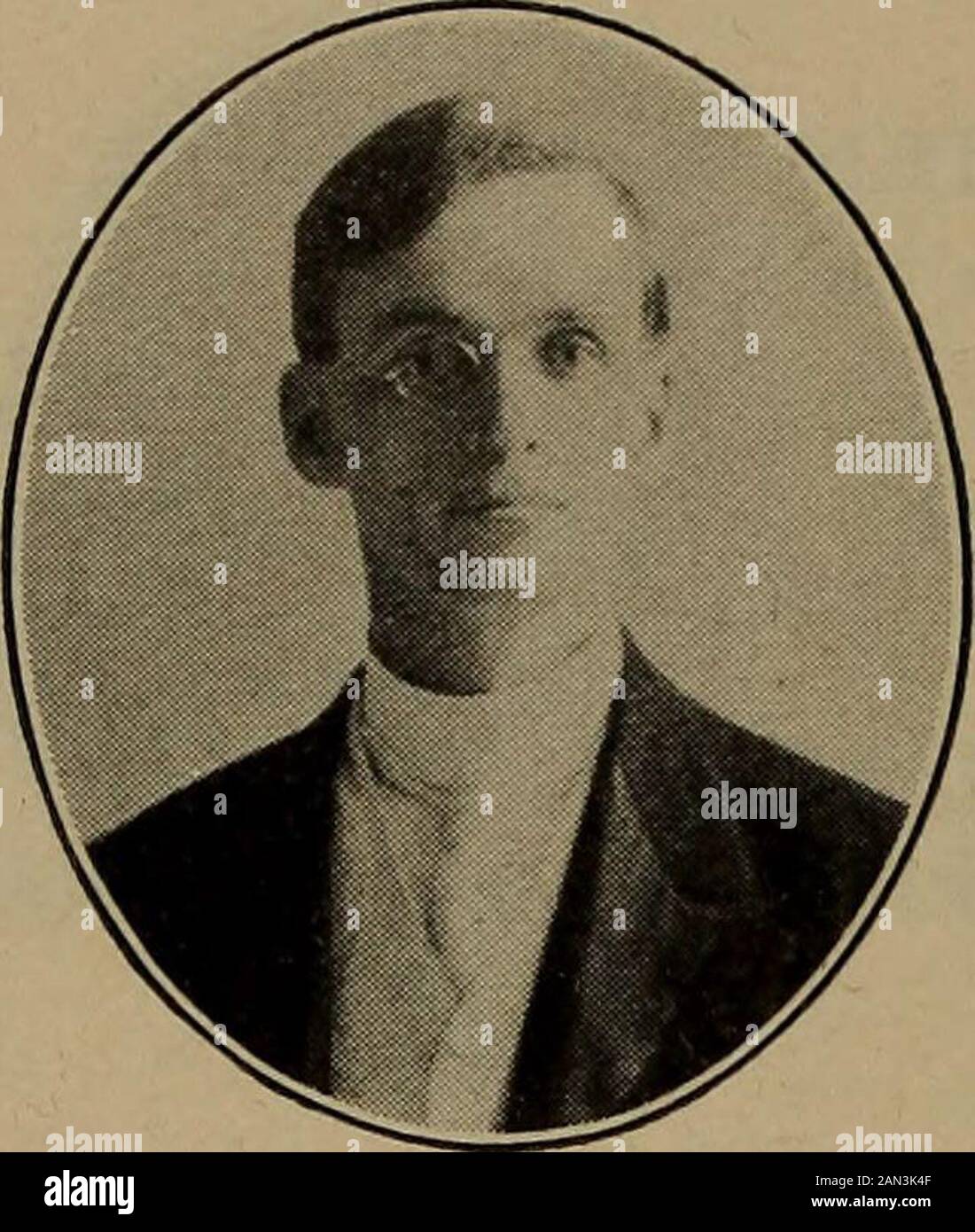 Norsk lutherske prester i Amerika, 1843-1913 . Ausan, Hans Peter (Aasan). Ord. 1907. Norske synode, 1907. F. Paa Flaamoe, Meråker, S. Indherred, Trond-hjem, 19 sept. 1881, af -, udv. 86, frekv. SiouxFalls Luth. Normal, 99-03, Luther Sem., 04-07(C.T.), prest. Omaha, Neb., 07-08, Story Citv,la.. 08-10, Chicago. III., 10. 1907. 456. 1912. Foto Stock