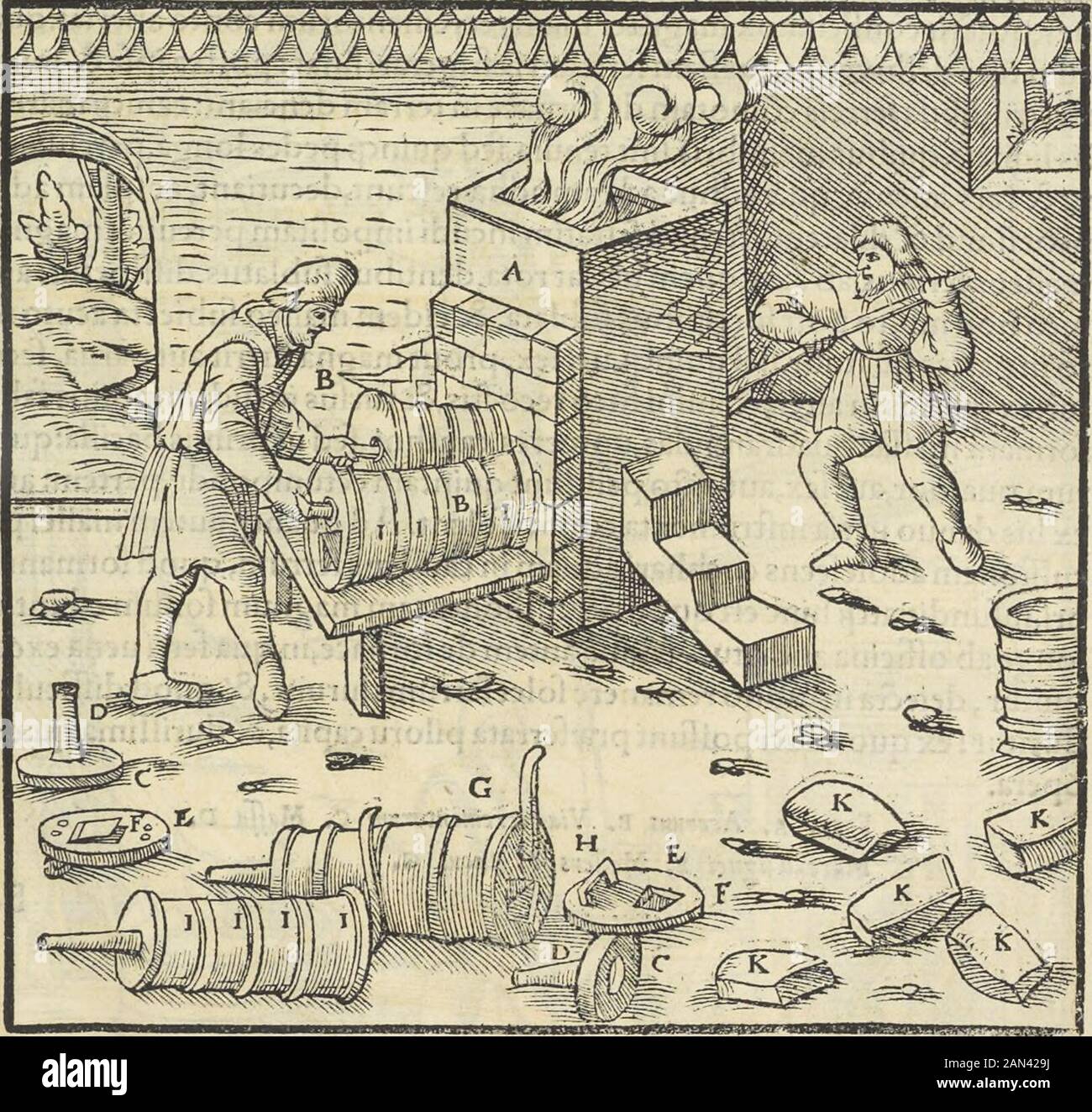 Georgii agricole De re metallica : libri XIIQuibus officia, strumententa, machinae, ac omnia deni[que] ad metallicam spectantia, non modo lupulentissimè descunbuntur, sed & per effigies, suis locis infertas, adiunctis latinis, germanicis [que] appellationbus ita ocutur animuliint sexiblis sint. Liber NONVS J37 Quidam uero Lufitani ex lapillis nigris plumbum candidum in paruisfornacibus conflare foleht.Vtiihtur auterri foilibus teretibus e corio fadHs:quibus priore parte eft orbis ferreus, pofteriore ligneis: In fflius foraminenar Foto Stock