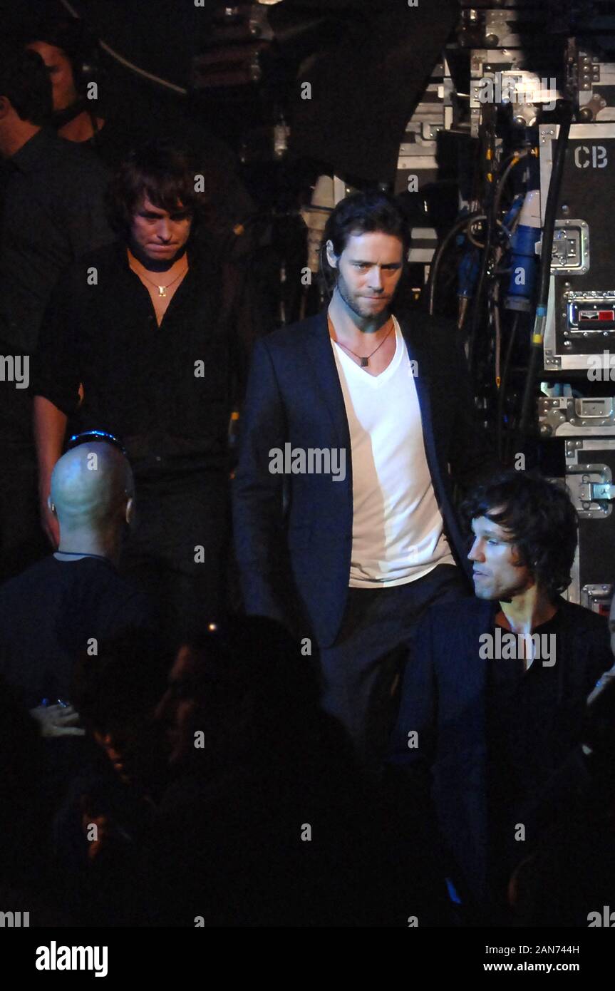 Milano Italia 27/10/2006 concerto dal vivo del prendere che all'Alcatraz , trasmissione tutta la musica "BI .LIVE' : Howard Donald e Mark Owen Foto Stock