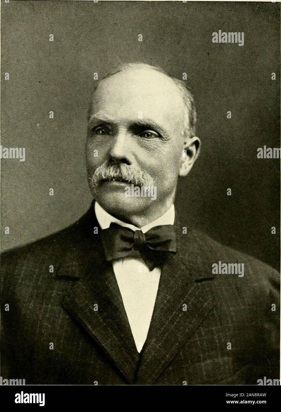 La ricerca genealogica e la storia personale della Pensilvania occidentale; . ty, ed è stato un elemento costante della Chiesa Presbiteriana.ha sposato Elizabeth Brickell, e hanno avuto figli: John M., di pelliccia-ther menzionare; James, George, Samuel, Lydia. (H) John M. Allison, figlio di Giacomo e di Elisabetta (Brickell) Allison,nasce su Allison homestead in Richland township, nel 1830, diedJuly 27, 1909. È stato istruito nelle scuole pubbliche in prossimità di hishome, e speso tutte le attività di anni della sua vita in agricoltura sull'homesteadon che egli era nato. Egli ha eretto tutti gli edifici ora onthis permanente pro Foto Stock