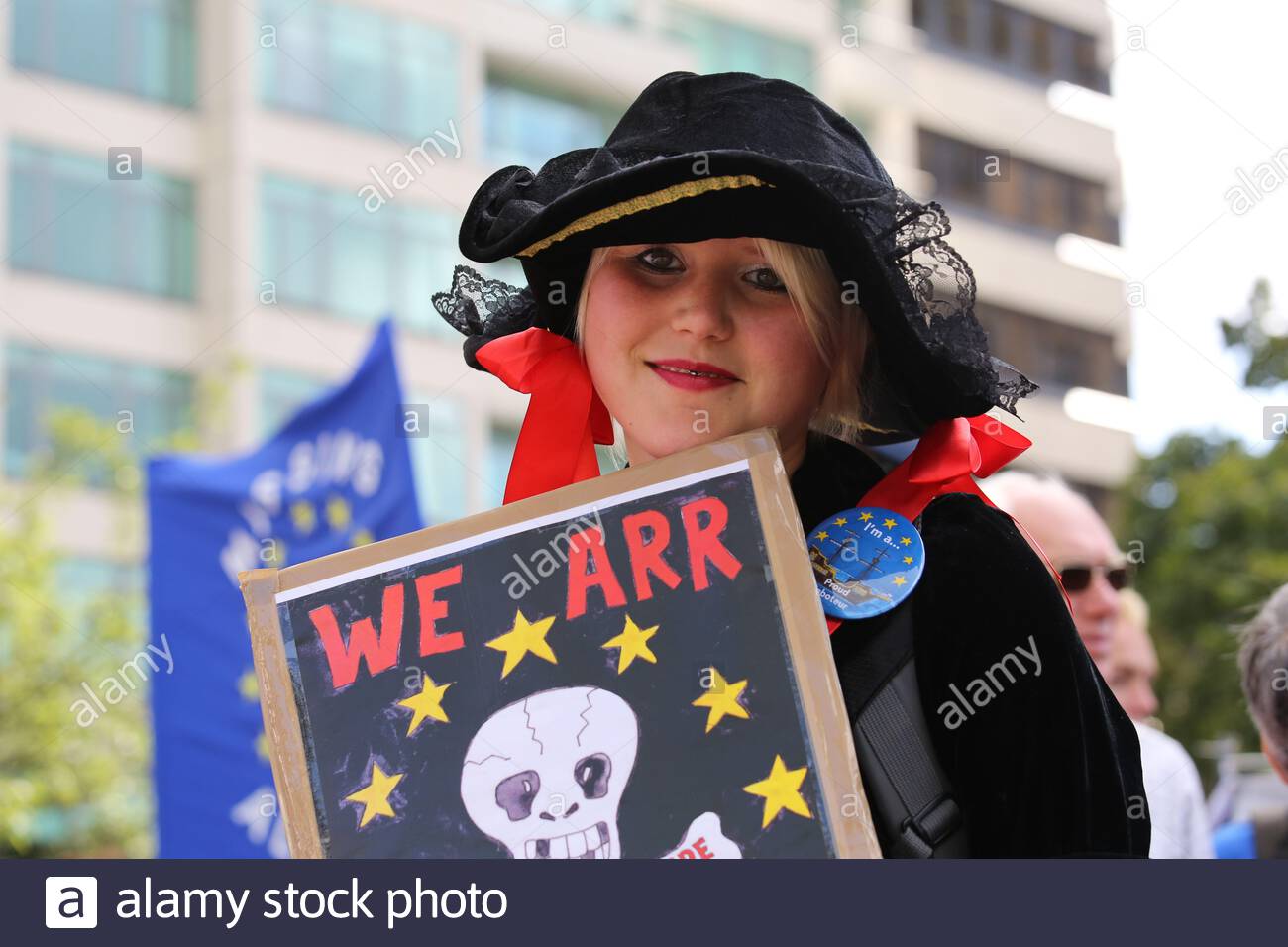 Un partecipante ad un pro-rimangono nel rally di Londra durante il fine settimana come anti-Brexit sentimenti eseguire alta. Foto Stock