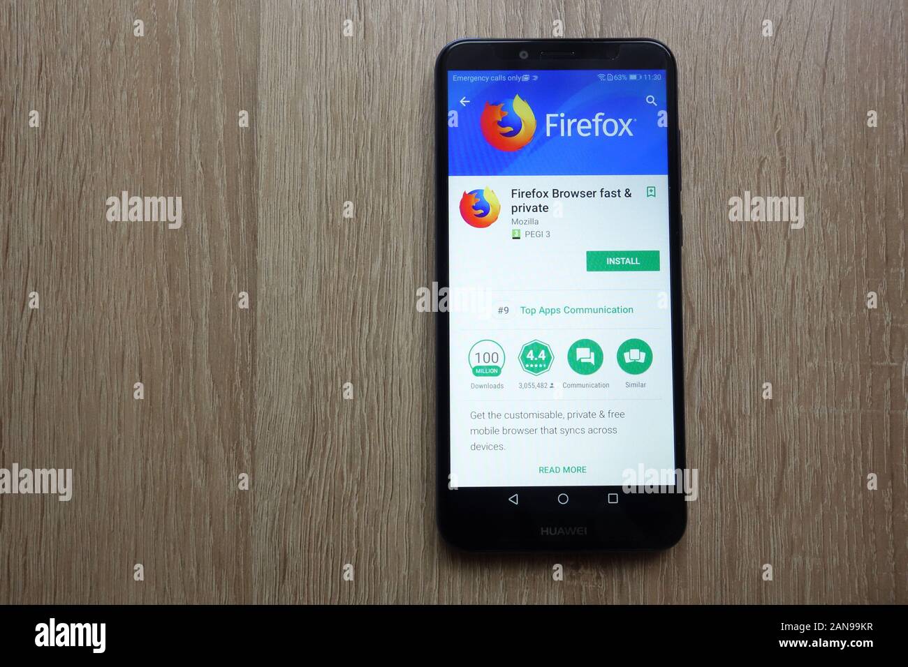 App browser Mozilla Firefox sul sito Web Google Play Store visualizzato su  uno smartphone moderno Foto stock - Alamy